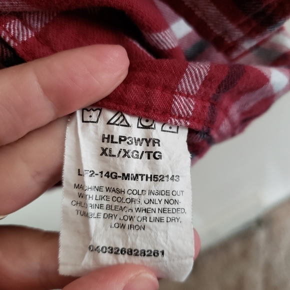 Wrangler red plaid flannel. Sz XL - Picture 8 of 9